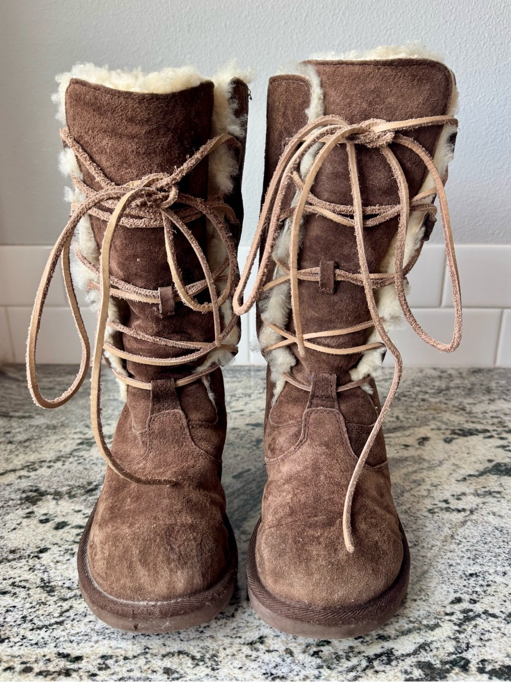 Vintage UGG Australia Whitley Tall Suede Sheepskin Lace Up Boot. Size 5. VGUC - Picture 2 of 8